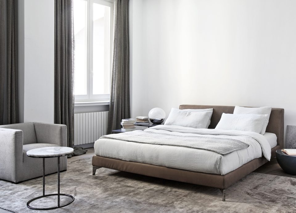 Louis-Up-Bed-setting-1800x1200