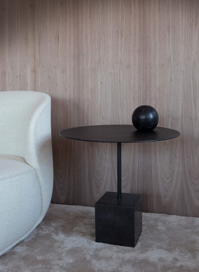 friendsfounders-KNOCKOUT-lounge-table_05