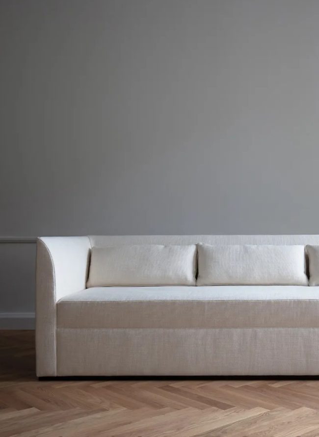 friendsfounders-FEMME-3seater-sofa-deep-design
