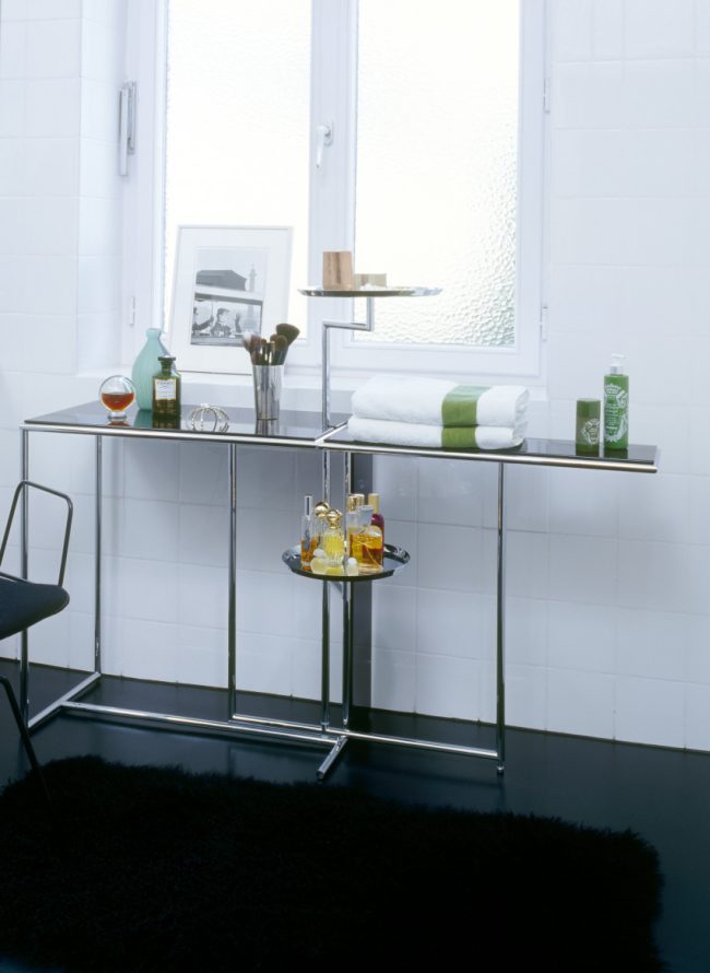 ClassiCon-rivoli-table-photo-holzherr